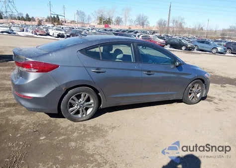 2018 Hyundai Elantra Value Edition z USA, uszkodzony, nr VIN 5NPD84LF1JH369083